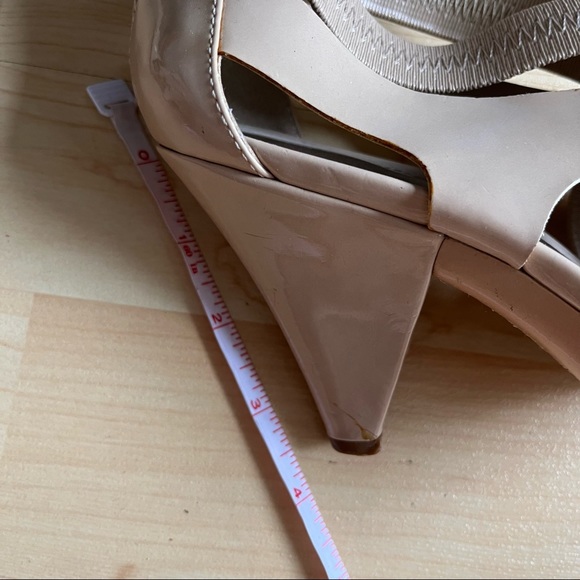 Aldo Cream Elastic Strappy Triangle Chunky Heels Size 7 - Picture 11 of 12